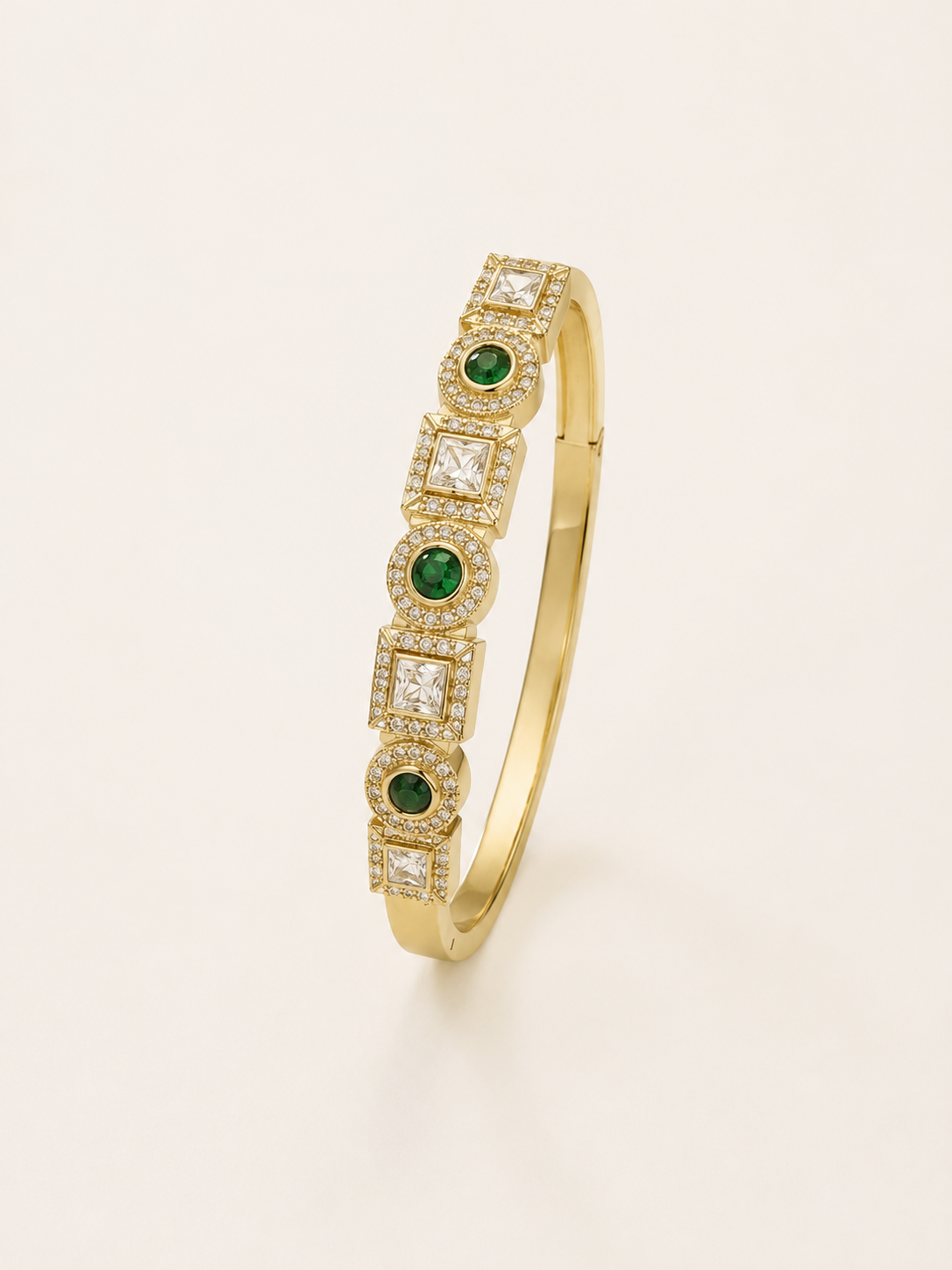 Saya Signature Emerald Bracelet
